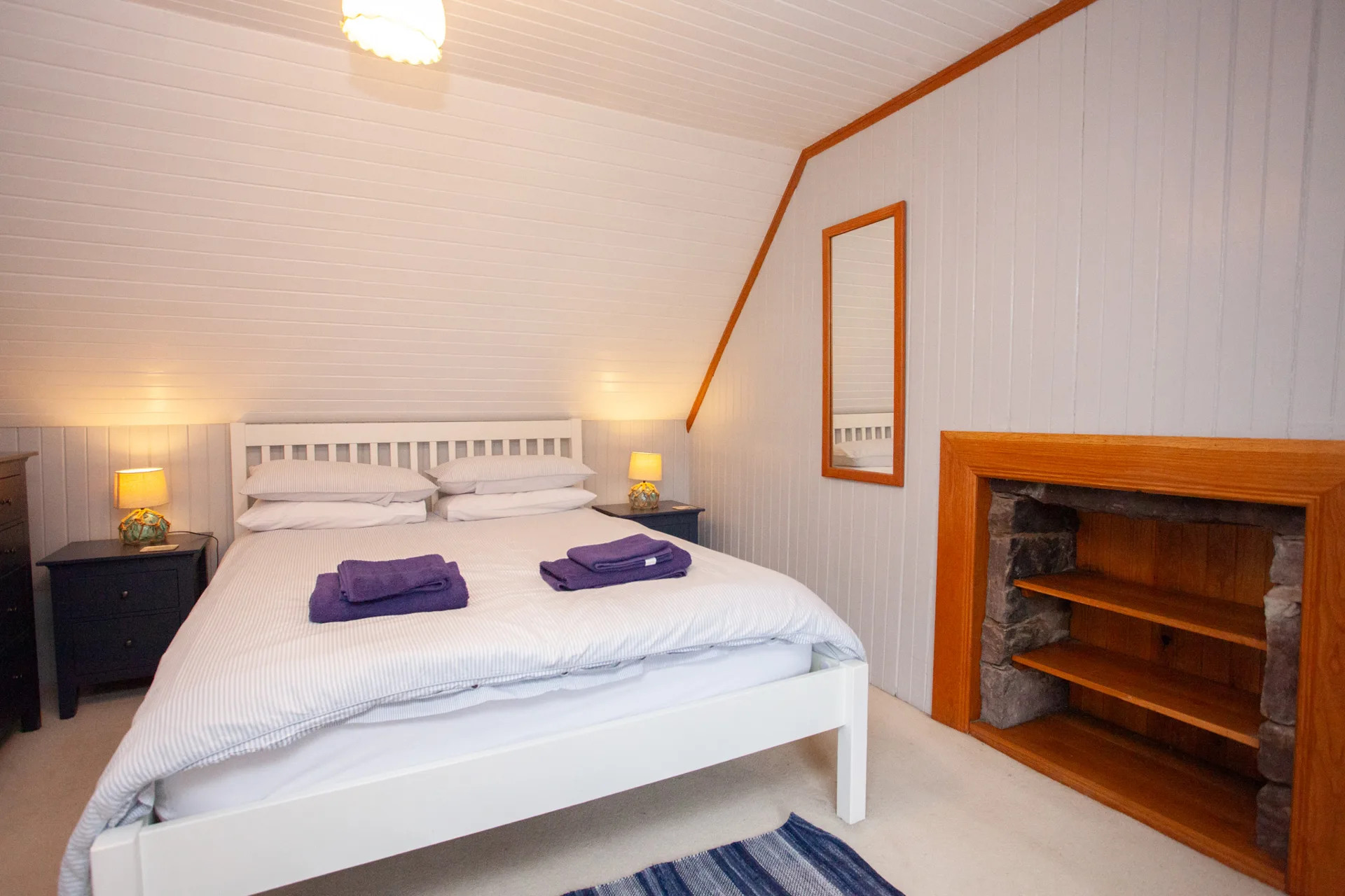 Glenview: Double bedroom